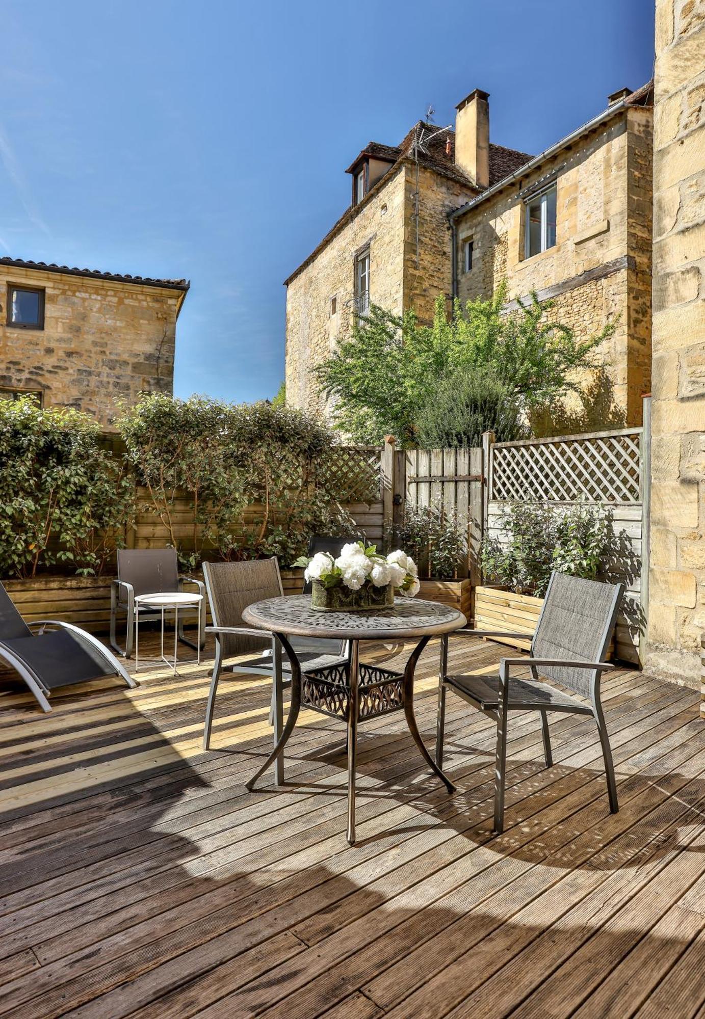 La Villa Des Consuls - Gite De Tourisme De Charme Sarlat-la-Canéda Exterior foto